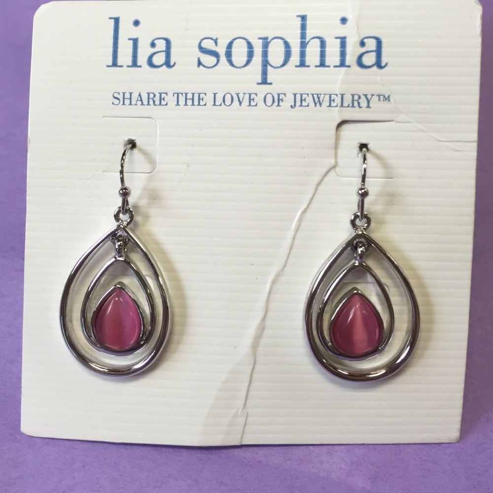 NWT Lia Sophia Earrings
